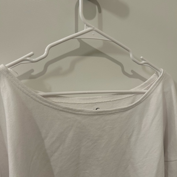 Hollister Slouchy White Crewneck - Picture 2 of 7